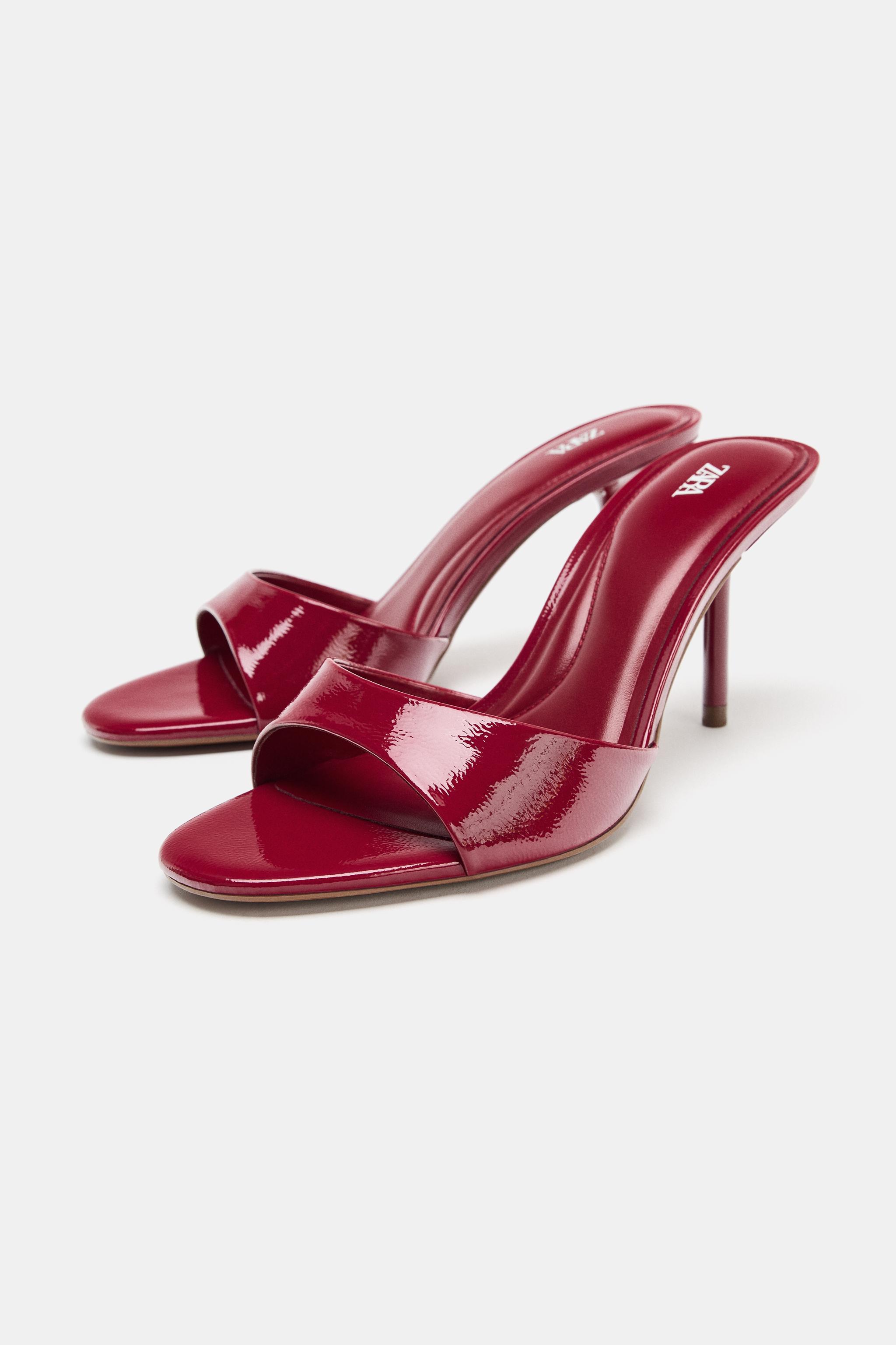 SANDALES À TALONS EFFET VERNI